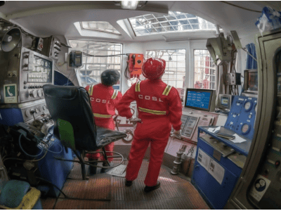 Industrial Monitors Touch Screens For Offshore Oil And Gas Exploration Applications